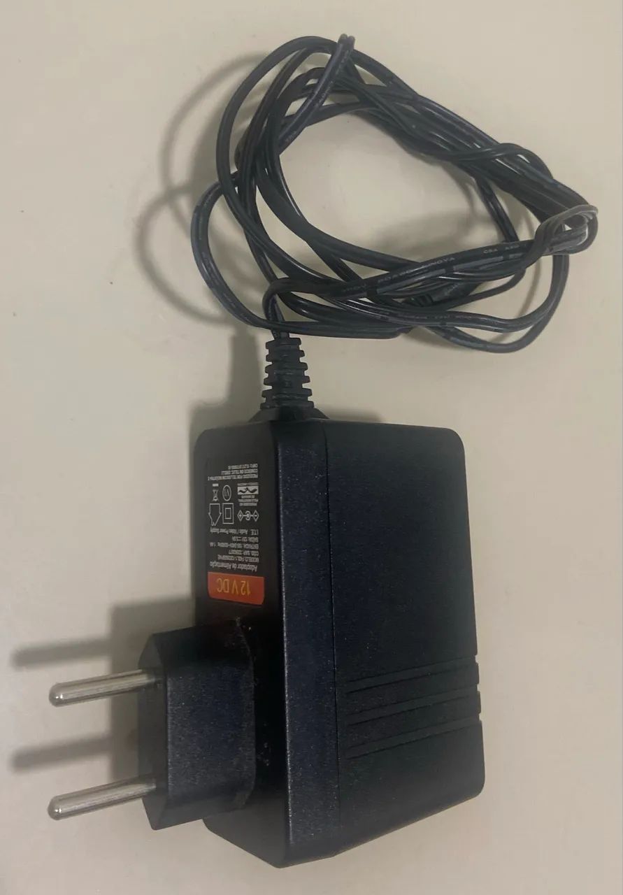 Fonte 12v 2.5A e Cabos HDMI / Audio