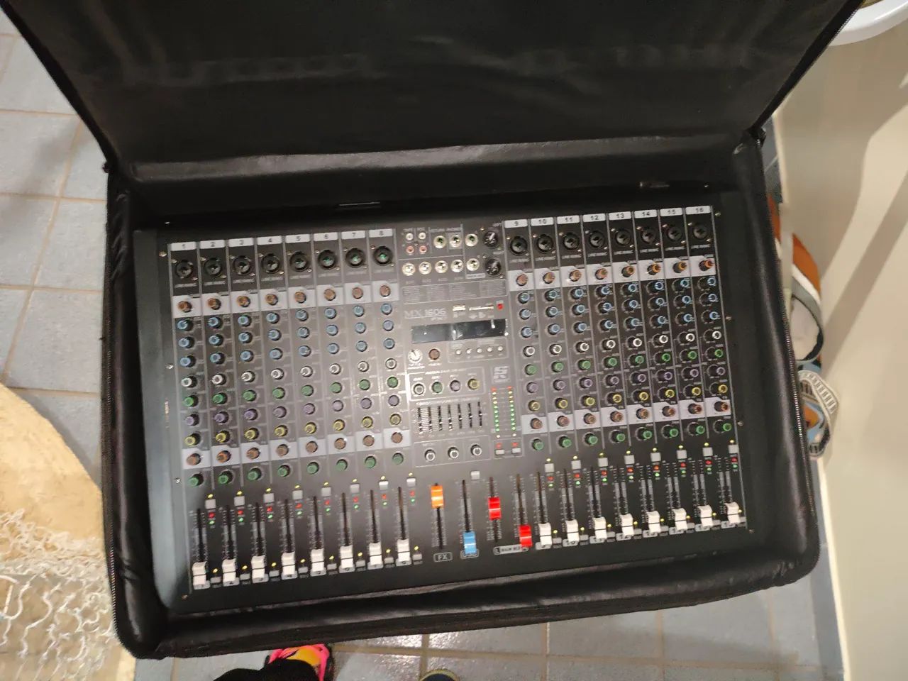 Mesa de Som Staner MX 1606 FXR - Foto 3