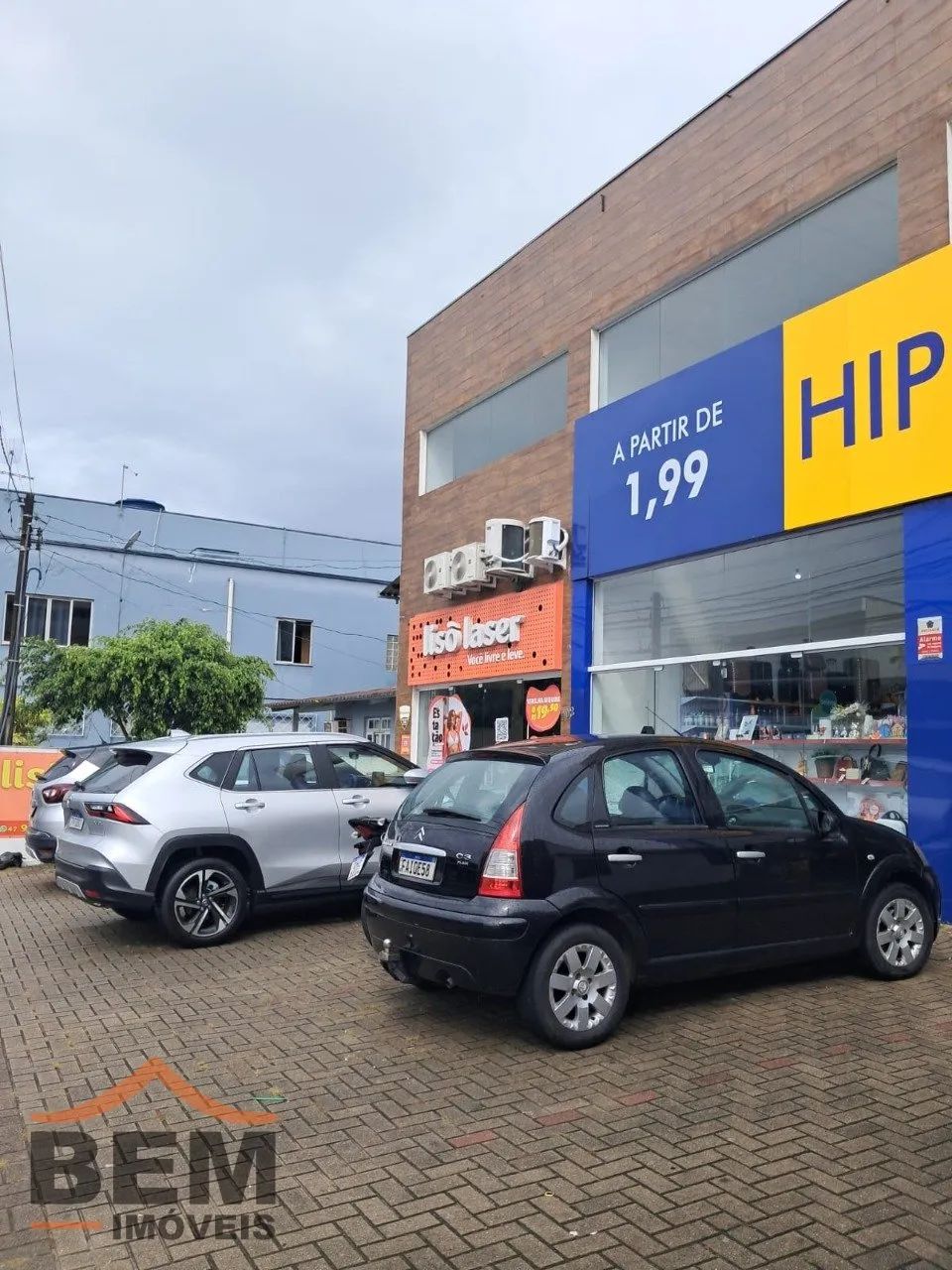 Sala comercial para locação no Centro de Navegantes