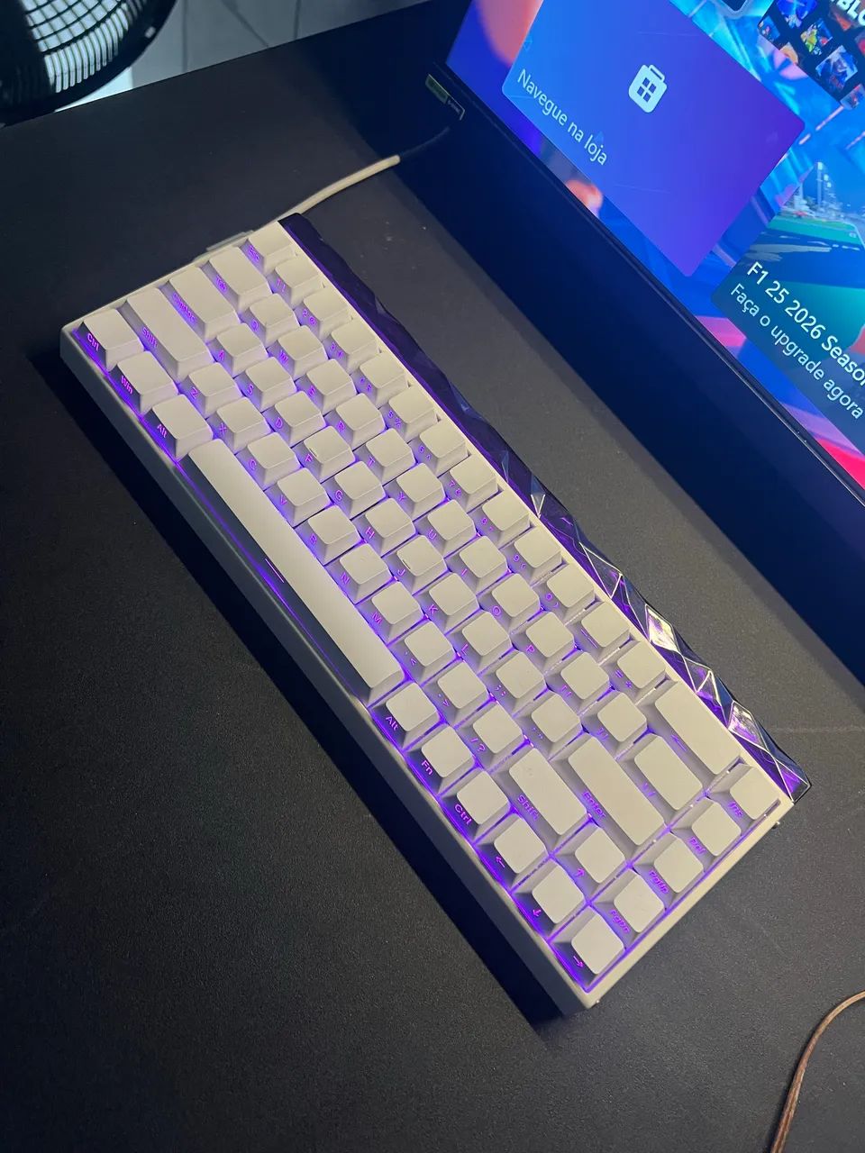 TECLADO AULA HERO 68 HE - Foto 4