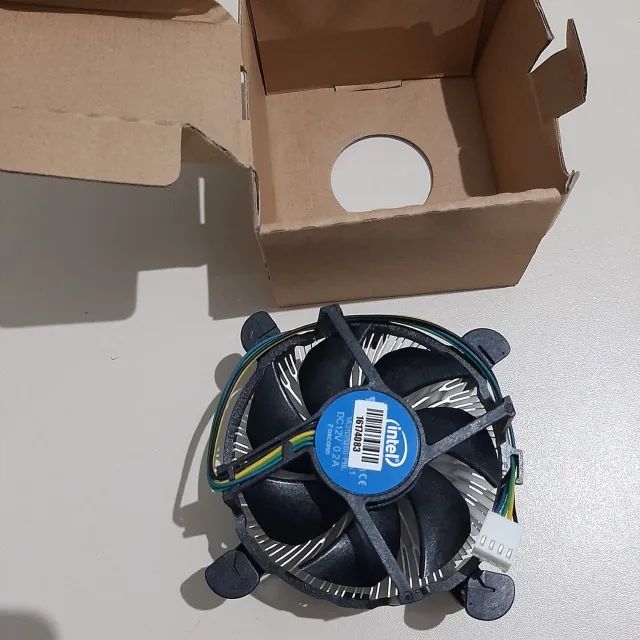 Cooler para processadores Intel + Pasta Térmica Prata