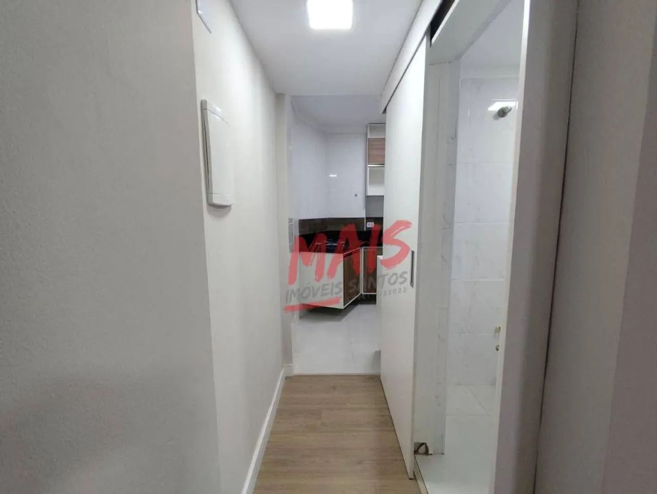 Gonzaga: próximo a praia, elevador, vazio e reformado! - Foto 4