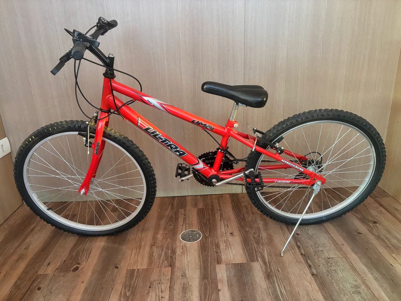 Bicicleta ultra bikes aro 24 com 18 marchas vermelha  - Foto 5