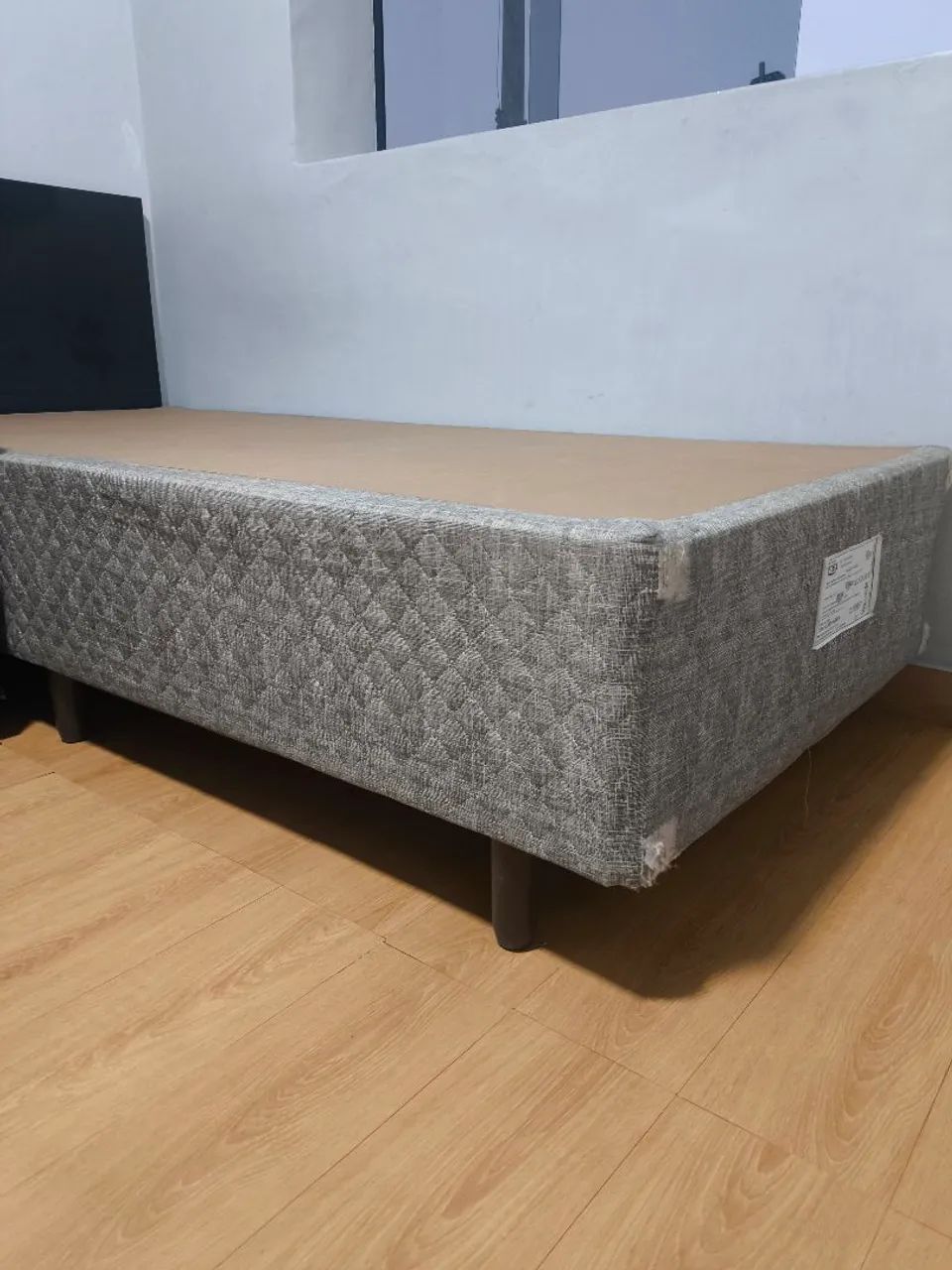 Box de cama de solteiro (Sem colchão) - Foto 3