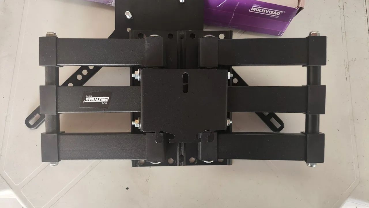 Vendo suporte articulado inclinável para smarts tvs até 75 polegadas  - Foto 3