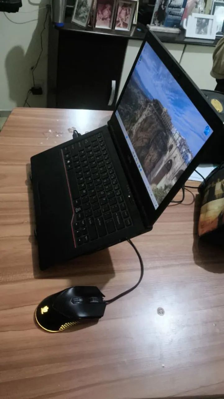 NOTEBOOK FUJITSU LIFEBOOK E548 - Foto 3