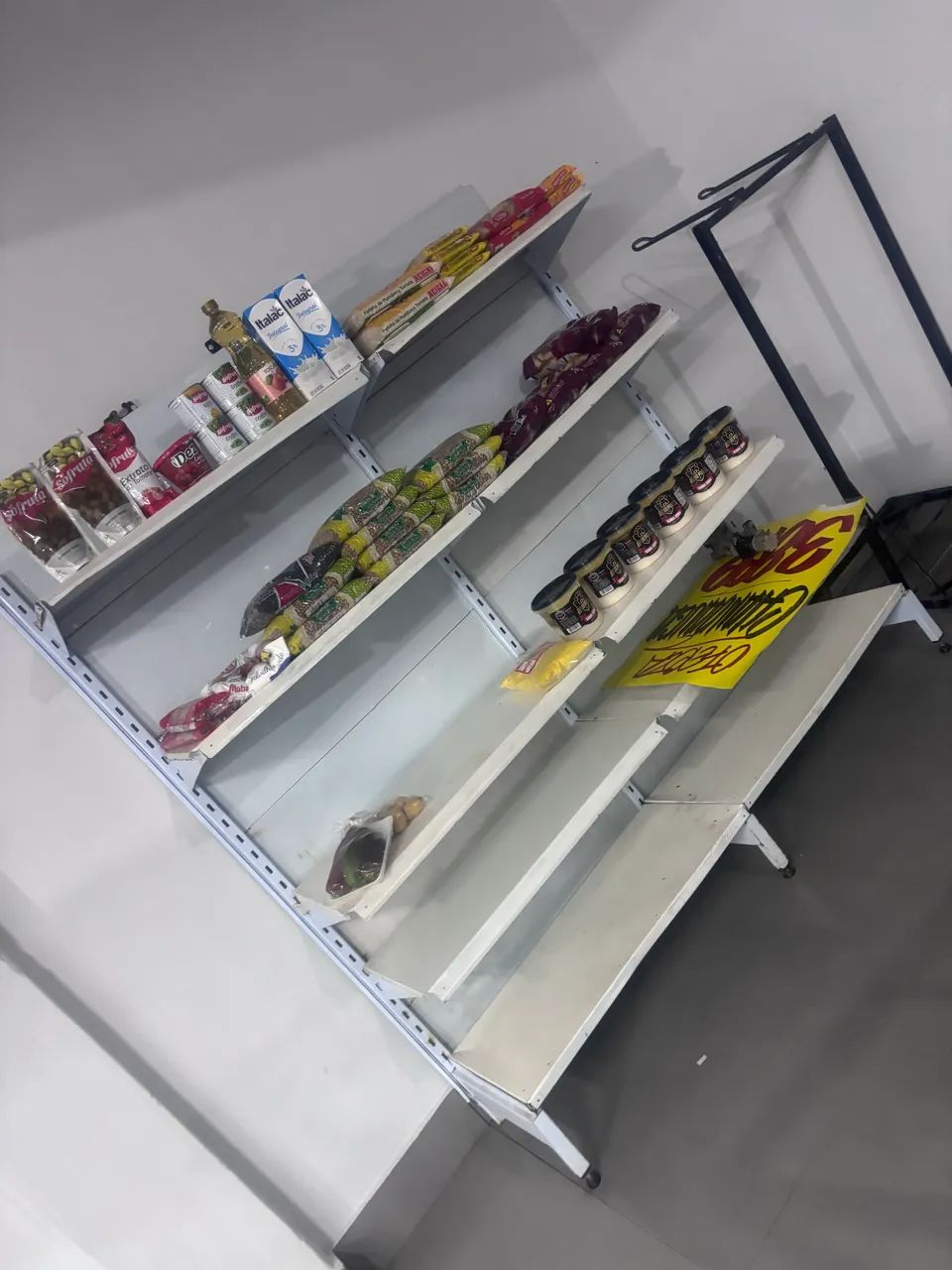 Pratieleiras usadas  - Foto 2