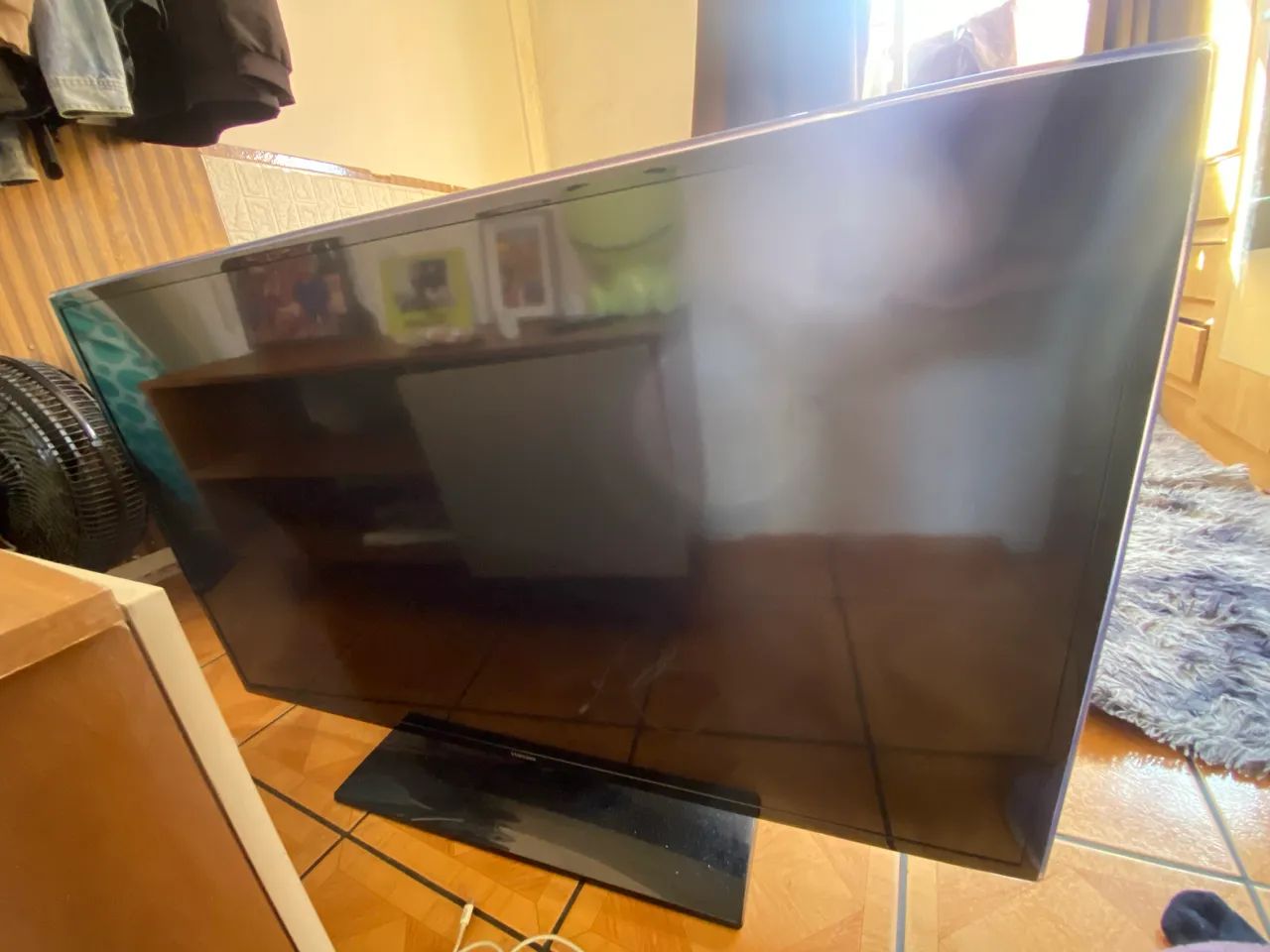 Vendo TV não sei as polegadas (não é smart) - Foto 2