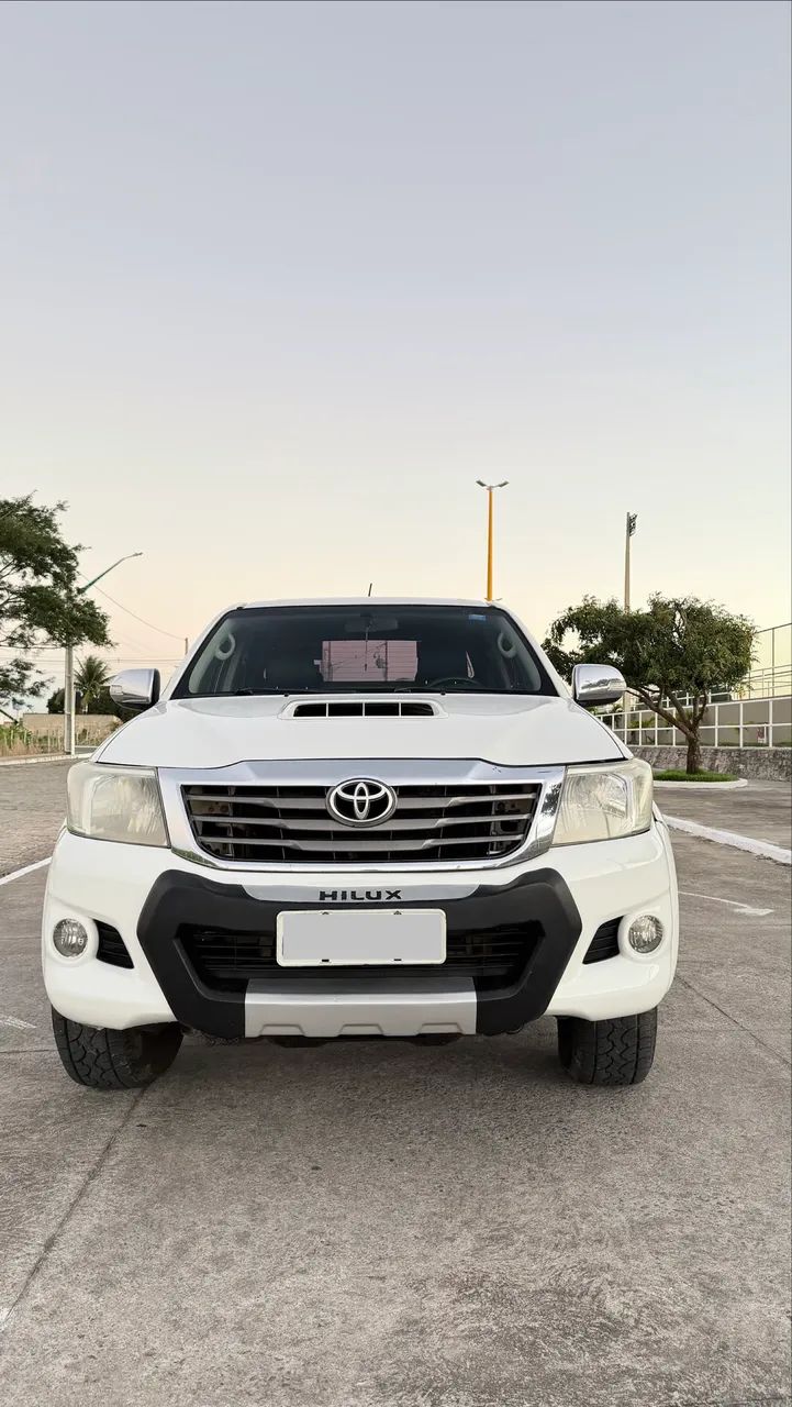 Toyota Hilux 2013