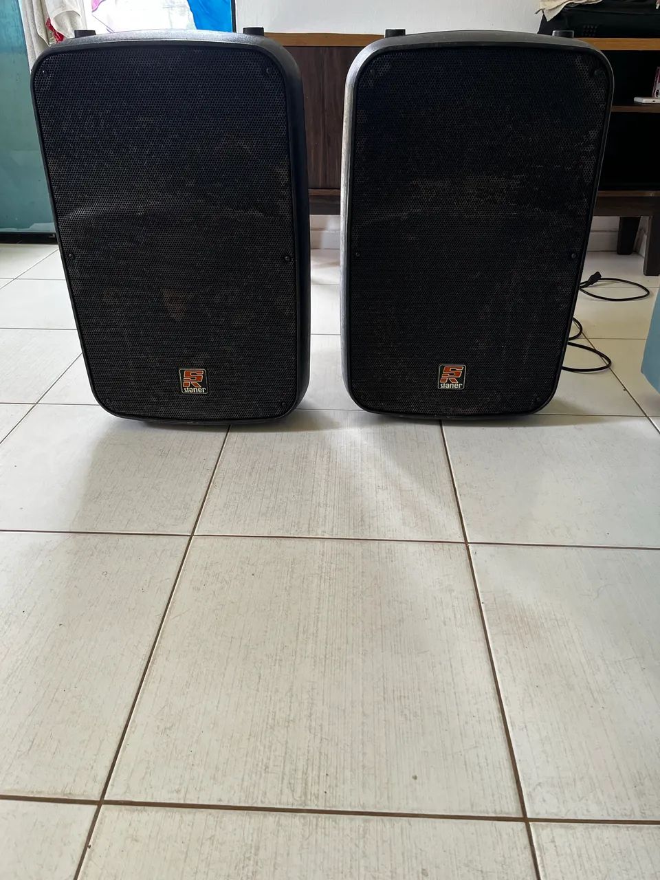 Caixa Staner SR315A (par)