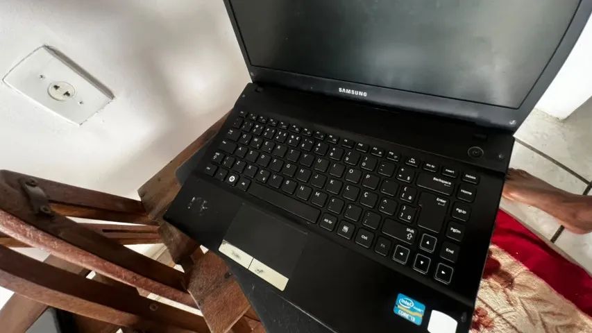 Notebook Sam,sumg core i3