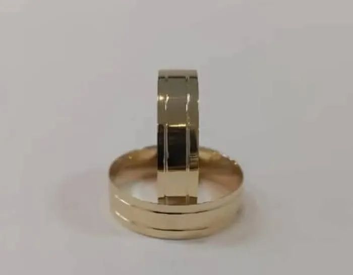 Alianças de ouro 18k  - Foto 4