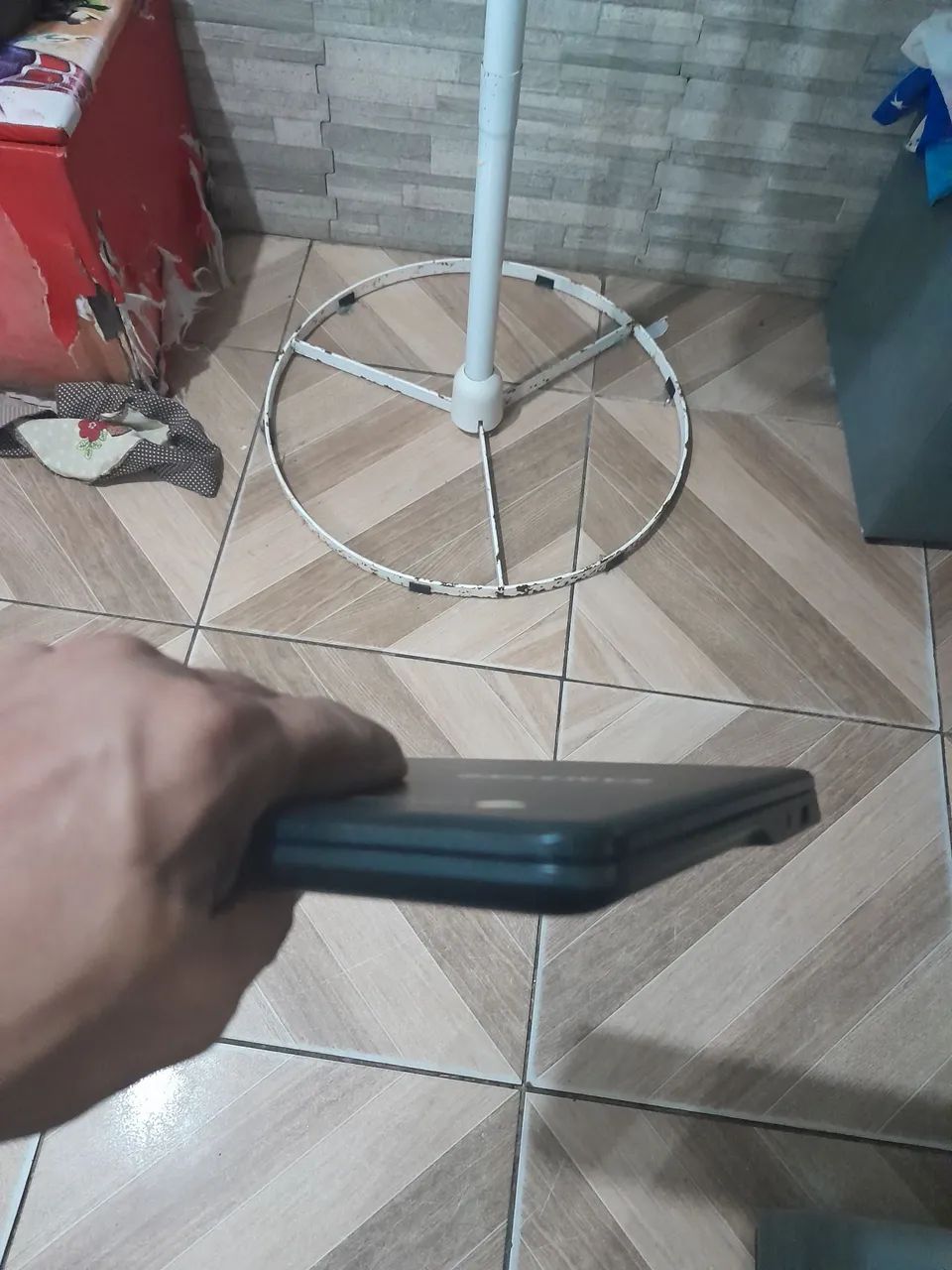 Baixei pra vender logo de 550 por 350 - Foto 2