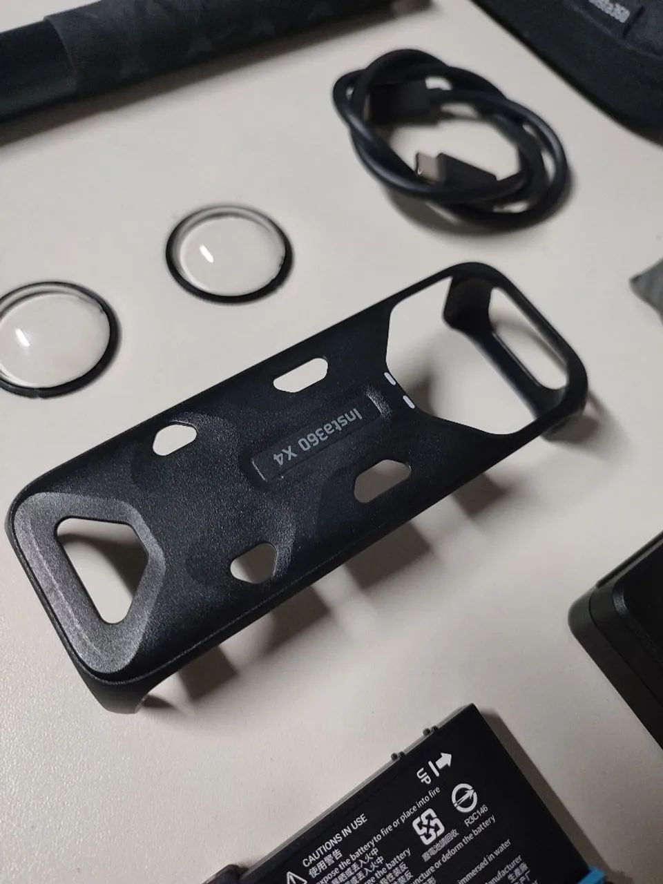 Câmera Insta 360 X4  - Foto 4