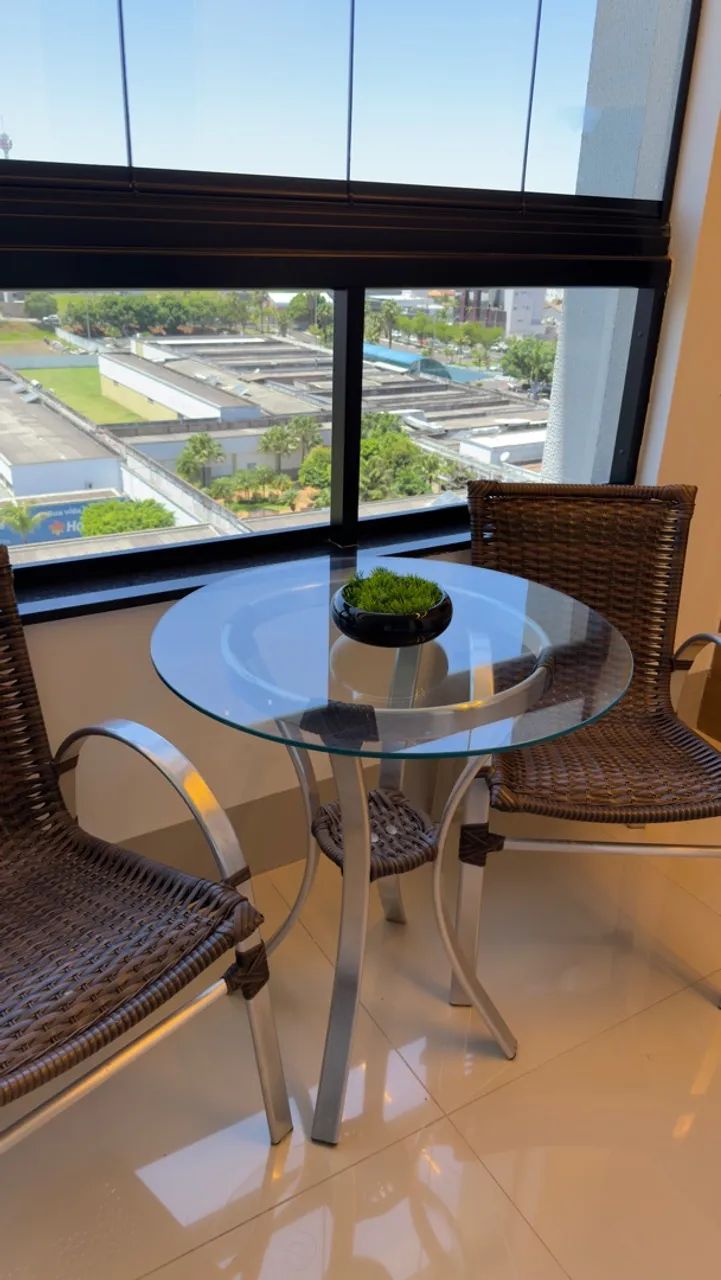 Mesa com cadeiras 