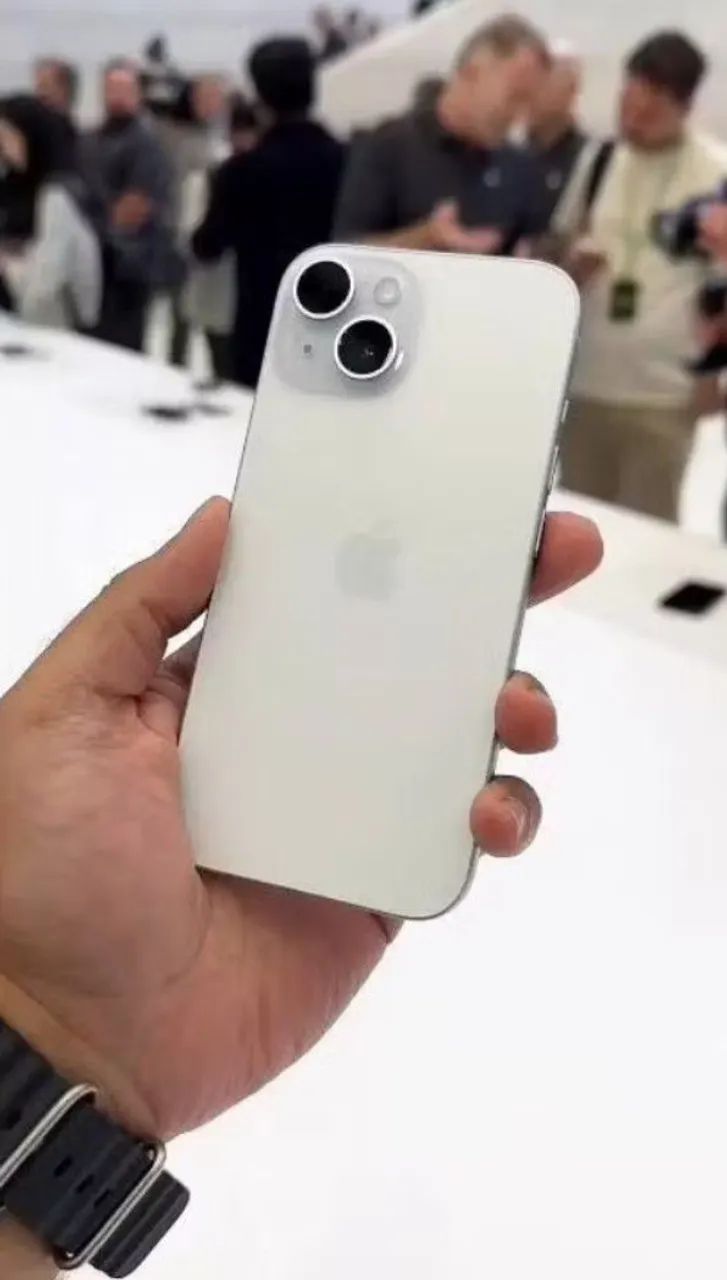 iPhone 15 promax semi-novo 