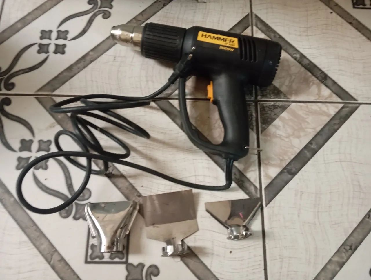 Soprador térmico Hammer com defeito