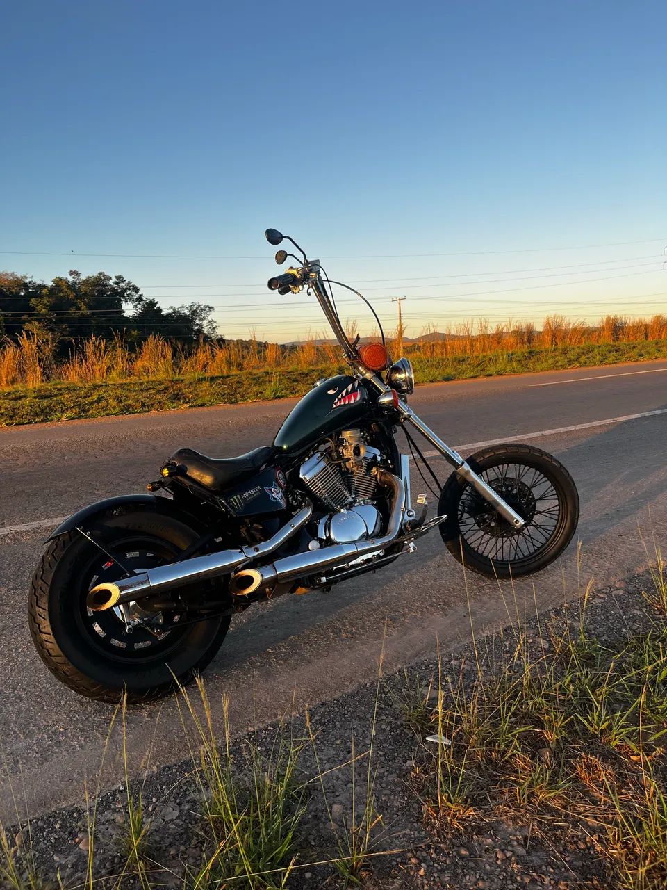 Shadow 600 chopper customizada - Foto 2