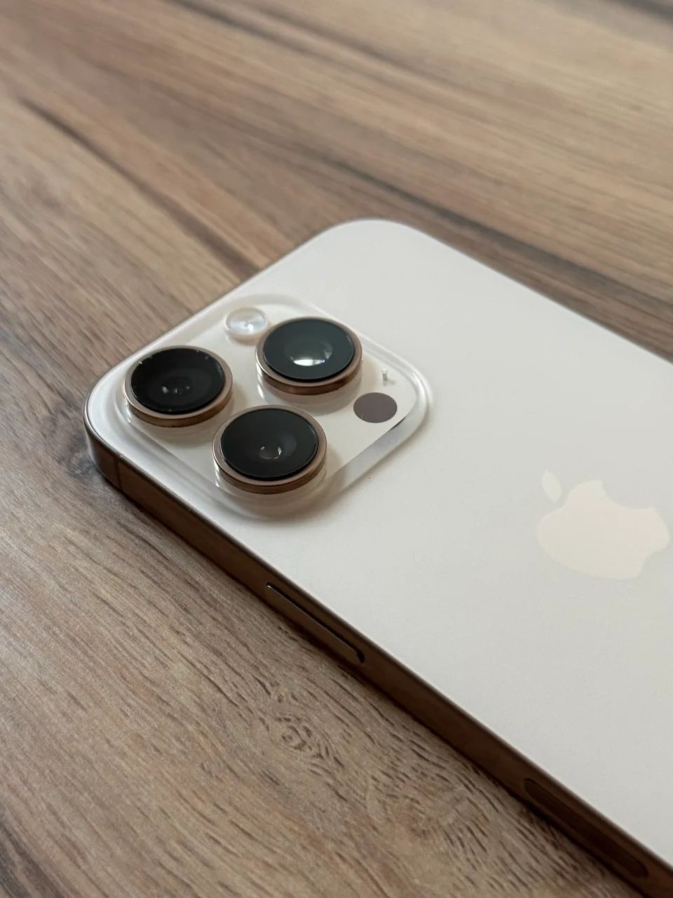 iPhone 16 Pro 128gb - Foto 2