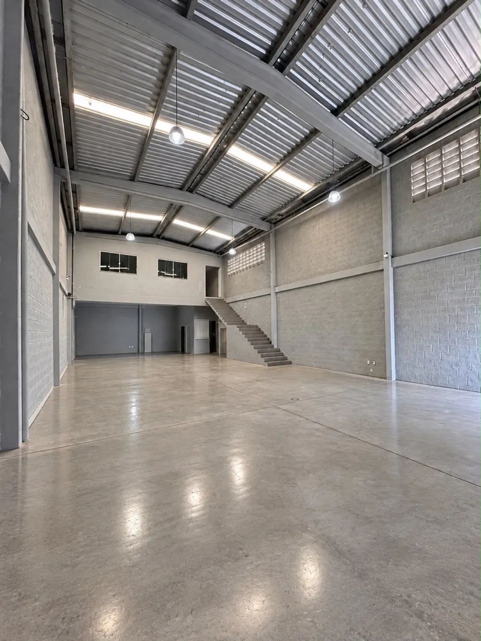 Galpão comercial - Próximo à Av. Iguatemi