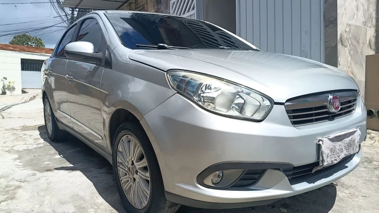 Fiat Grand Siena ESSENCE 1.6 FLEX 16V 2015