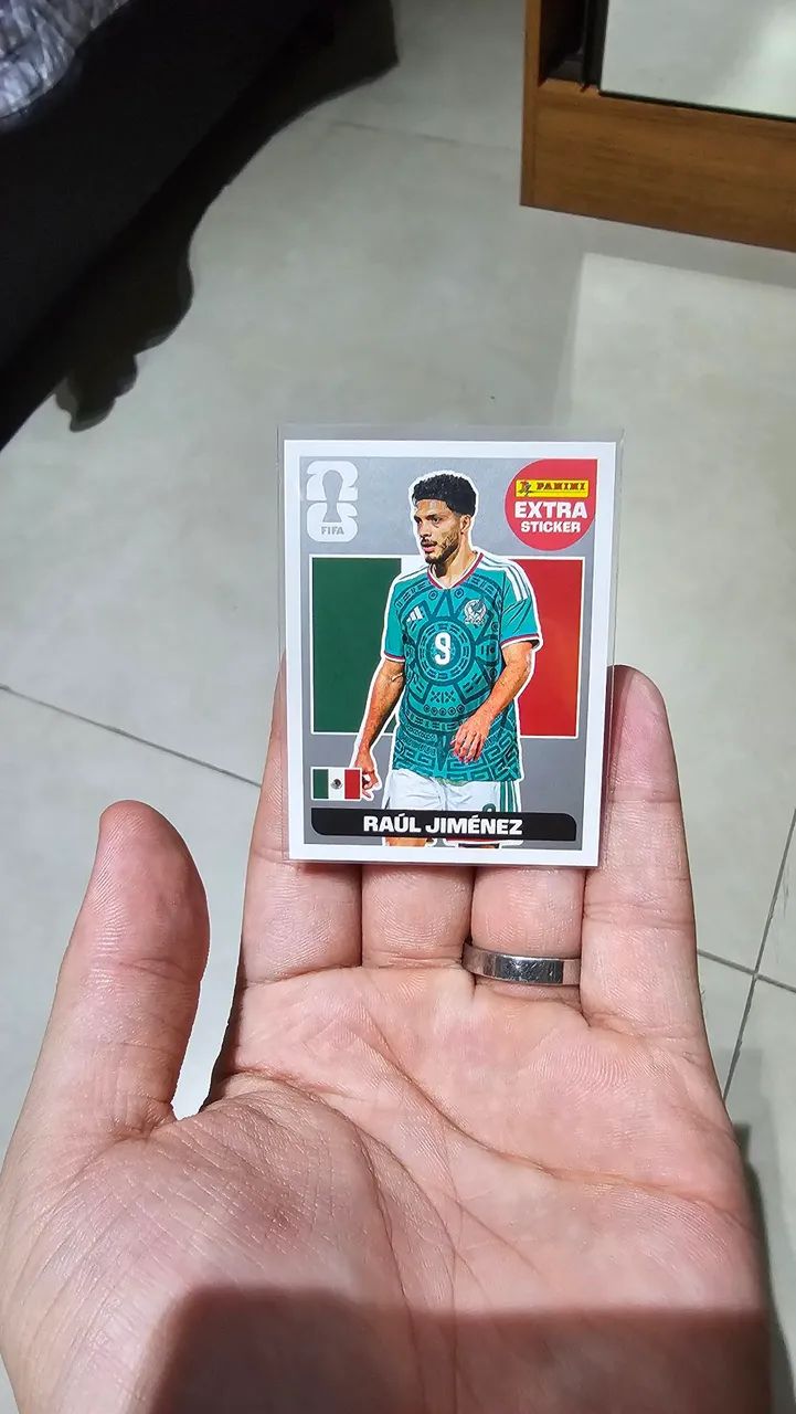 Legend Prata Raúl Jiménez Panini Copa do Mundo 2026 - Foto 2