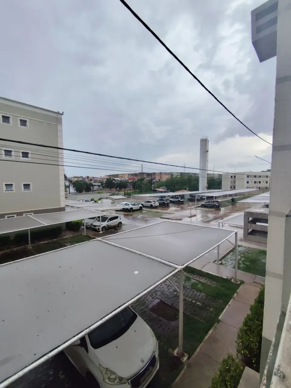 apartamento a venda com 3 quartos suíte e sacada no carumbe - Foto 2