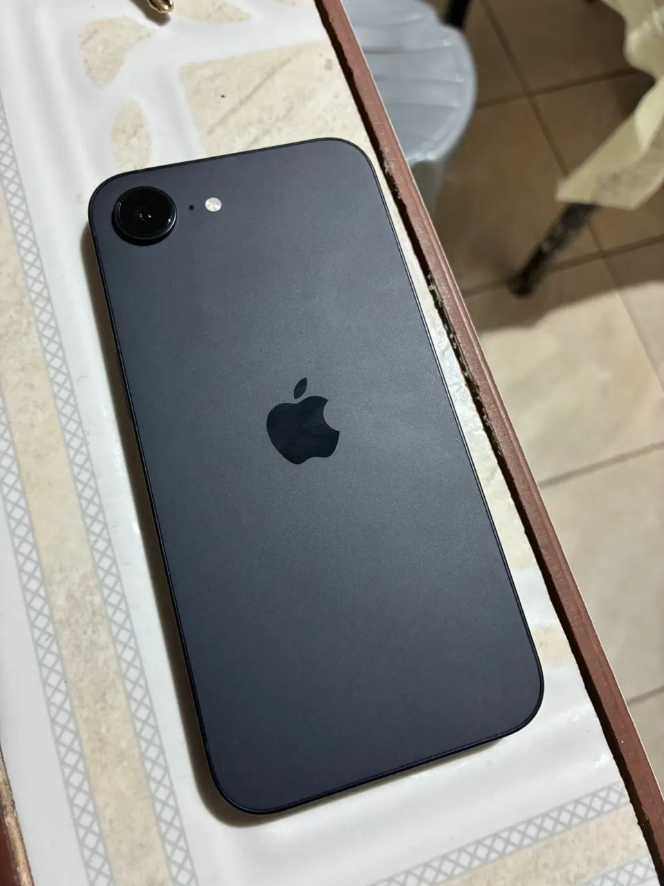 IPHONE 16e COM BATERIA 100% - Foto 2