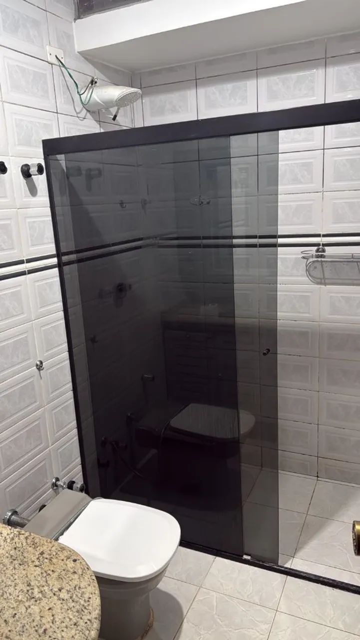 Alugo apartamento de 3 quartos 