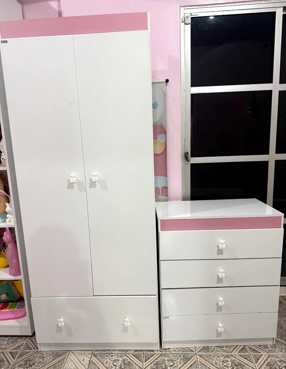 Vendo quartinho infantil completo com berço, guarda-roupa e cômoda  - Foto 4