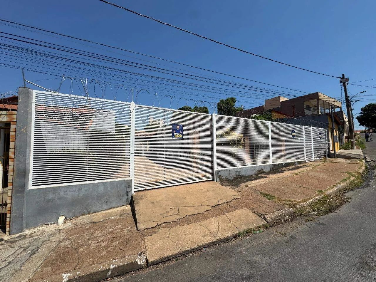 Casa com 2 Quartos no Bairro Dom Aquino