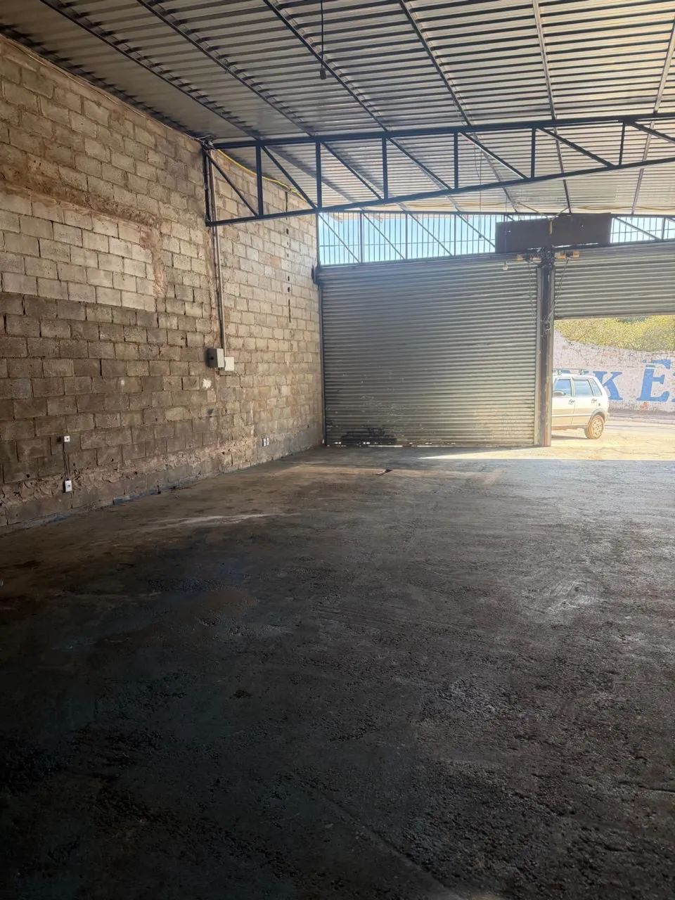 Alugo galpão 125 m2 centro Luziânia  - Foto 5