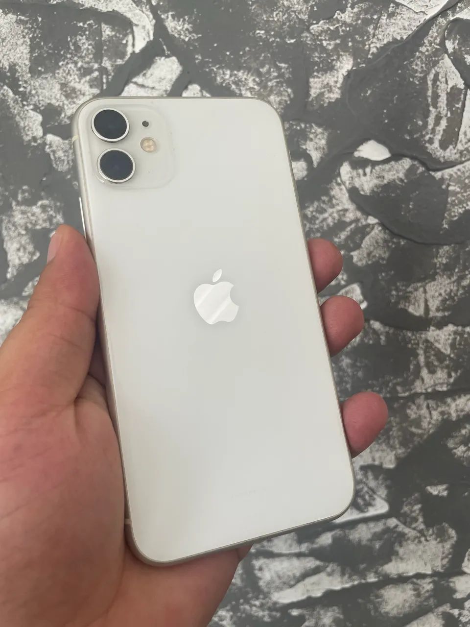iPhone 11 BRANCO 