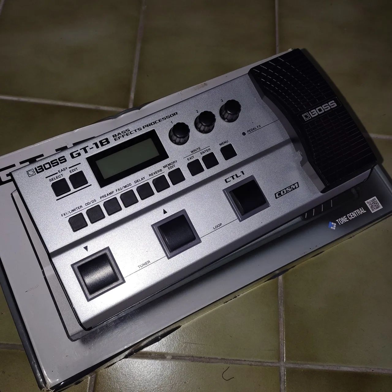 Pedaleira Boss GT1 B