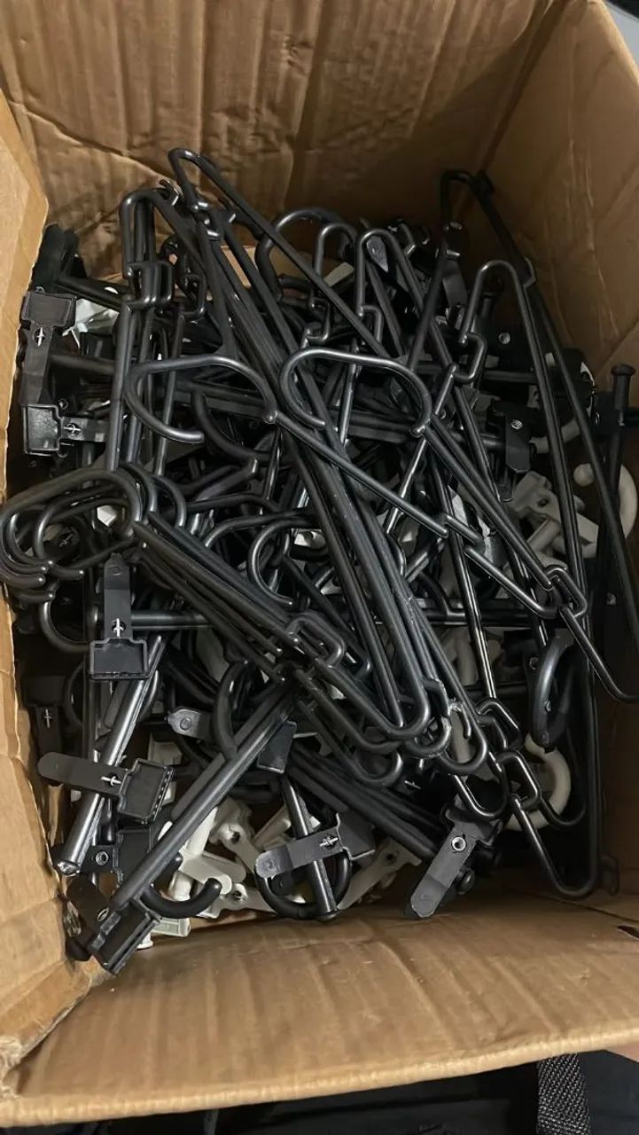Cabides novo! 1,60 a únidade  - Foto 4