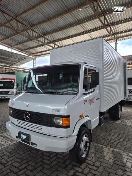 MERCEDES-BENZ 710 2009 - Foto 3