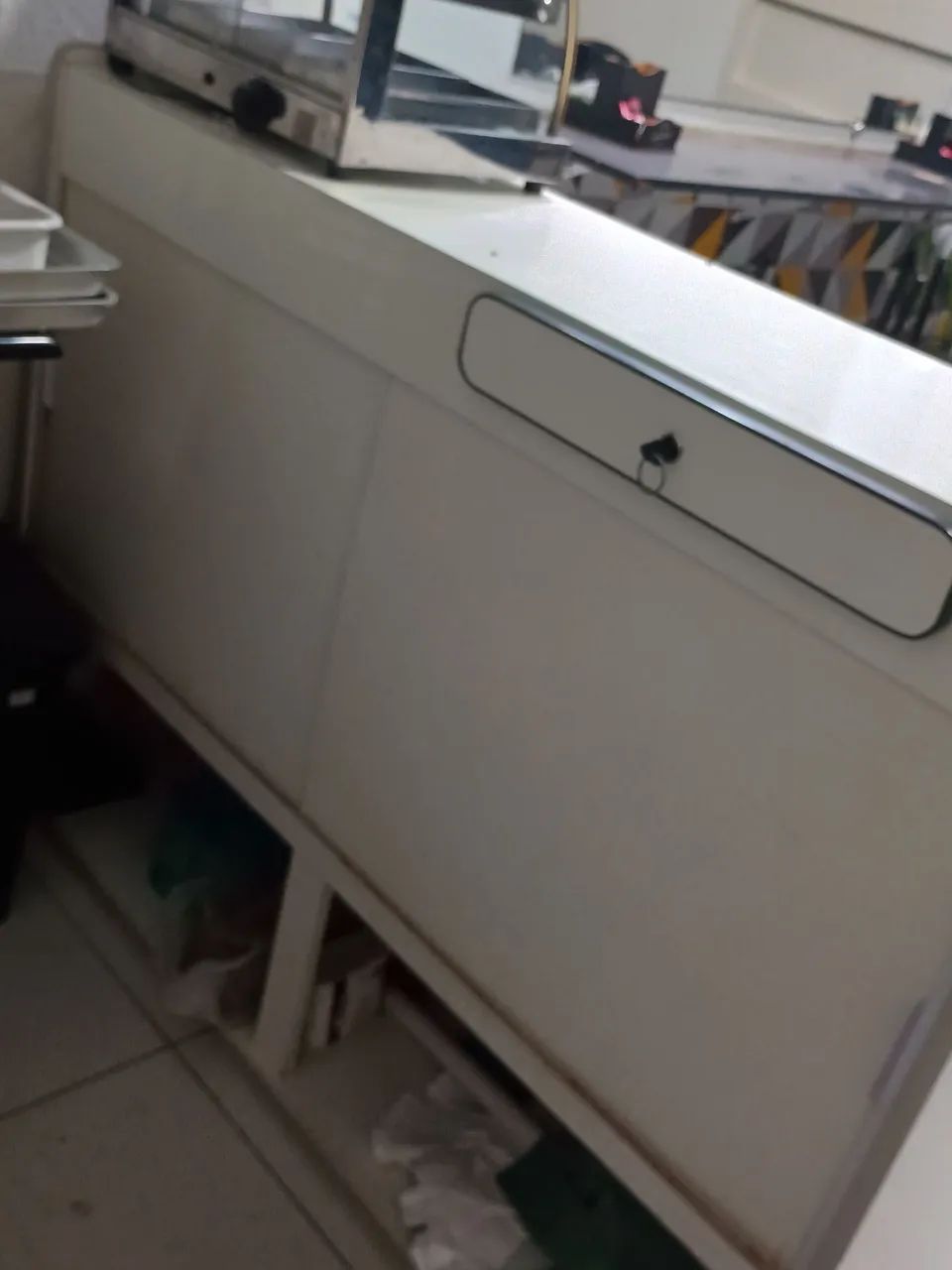 Vendo balcão seco 1,40m com vidro caixa  - Foto 4