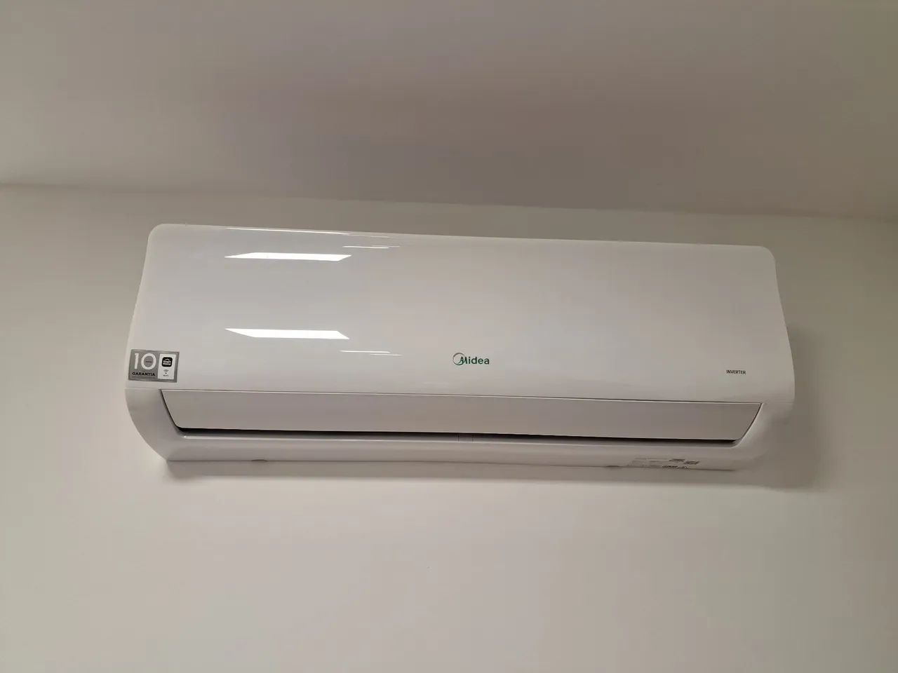 Ar-condicionado Split 12 BTUS - Estado de novo