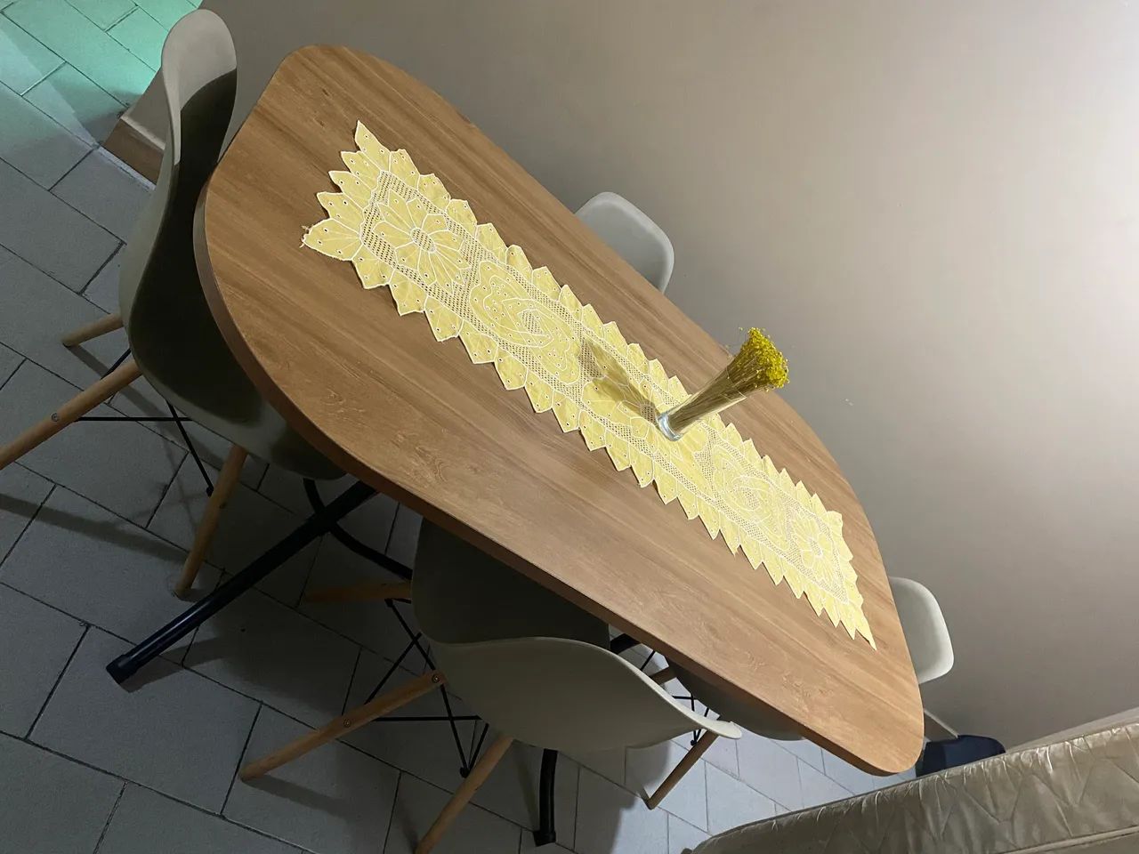 Mesa + 4 cadeiras 