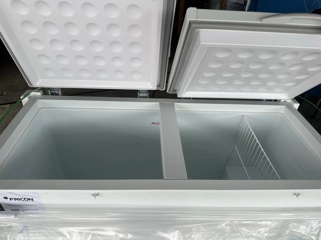 Freezer horizontal Fricom 503 na promissória  - Foto 3