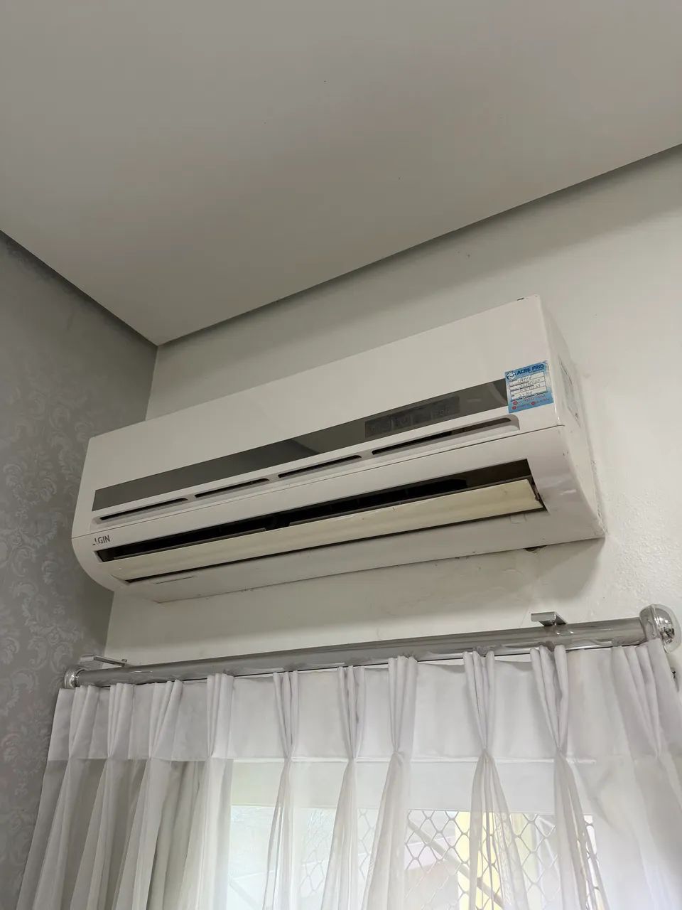 Ar Condicionado Split Elgin 12000 BTUs 220v Usado - Foto 3