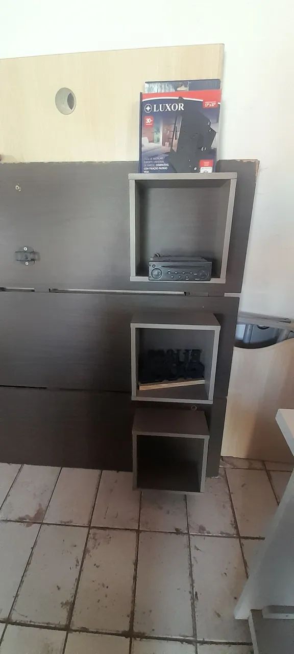 Vendo painel pra TVs de até 50 polegadas  - Foto 3
