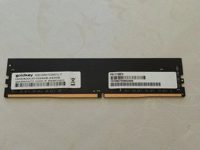 Memória DDR4 Pc 2400.