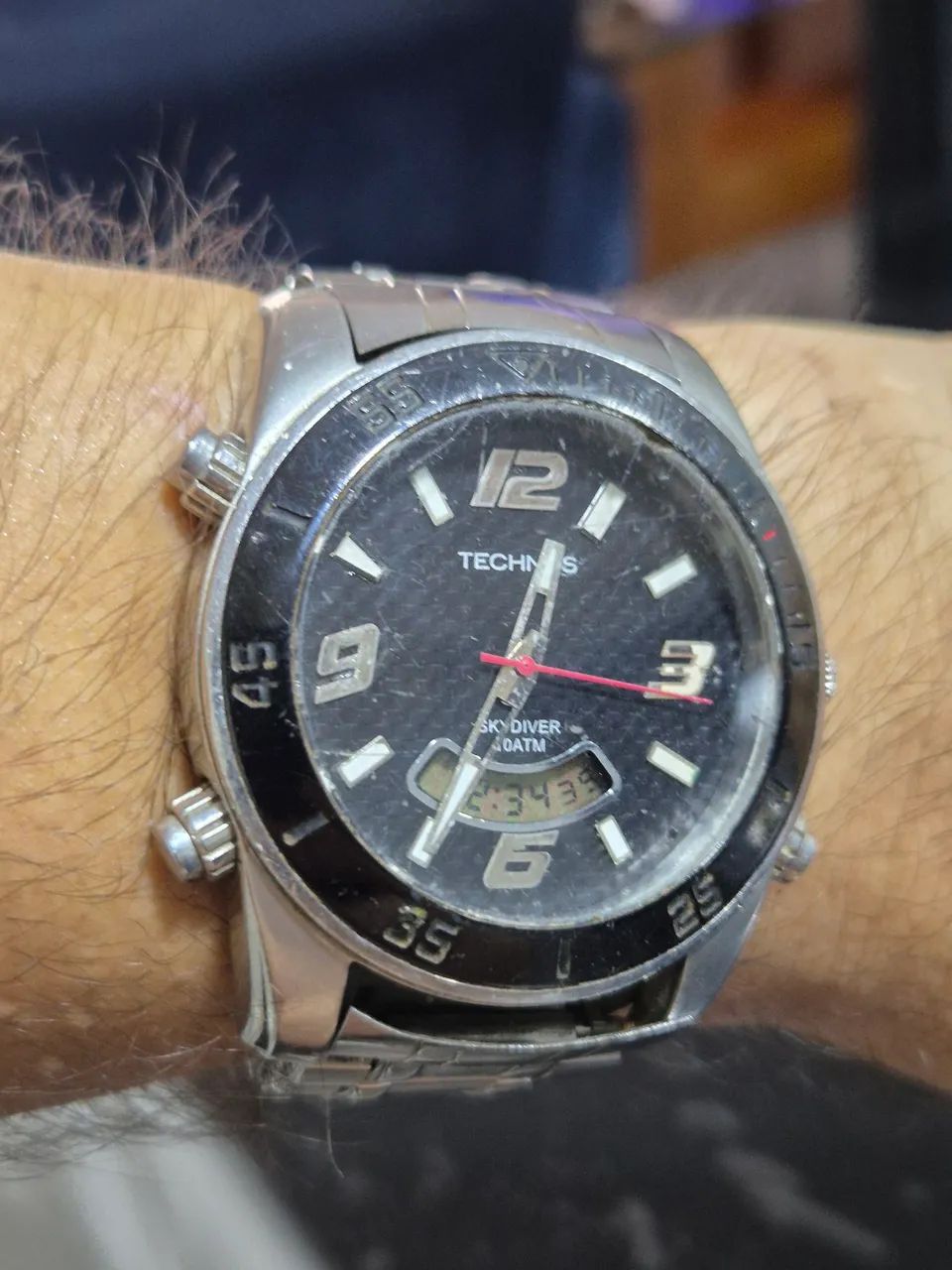Relógio TECHNOS SKYDIVER  ANA-DIGI  10 ATM  À QUARTZ   -   FUNCIONANDO PERFEITAMENTE - Foto 2