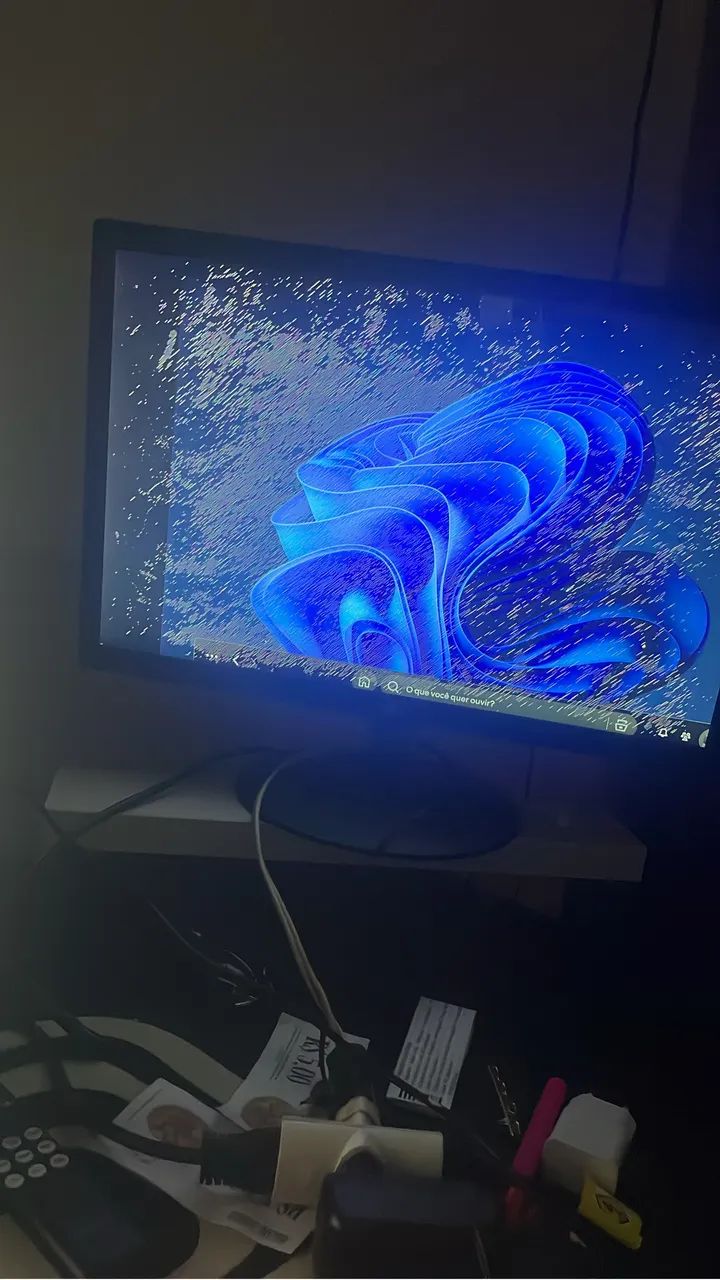 Monitor terabyte com avarias valor a negociar - Foto 2