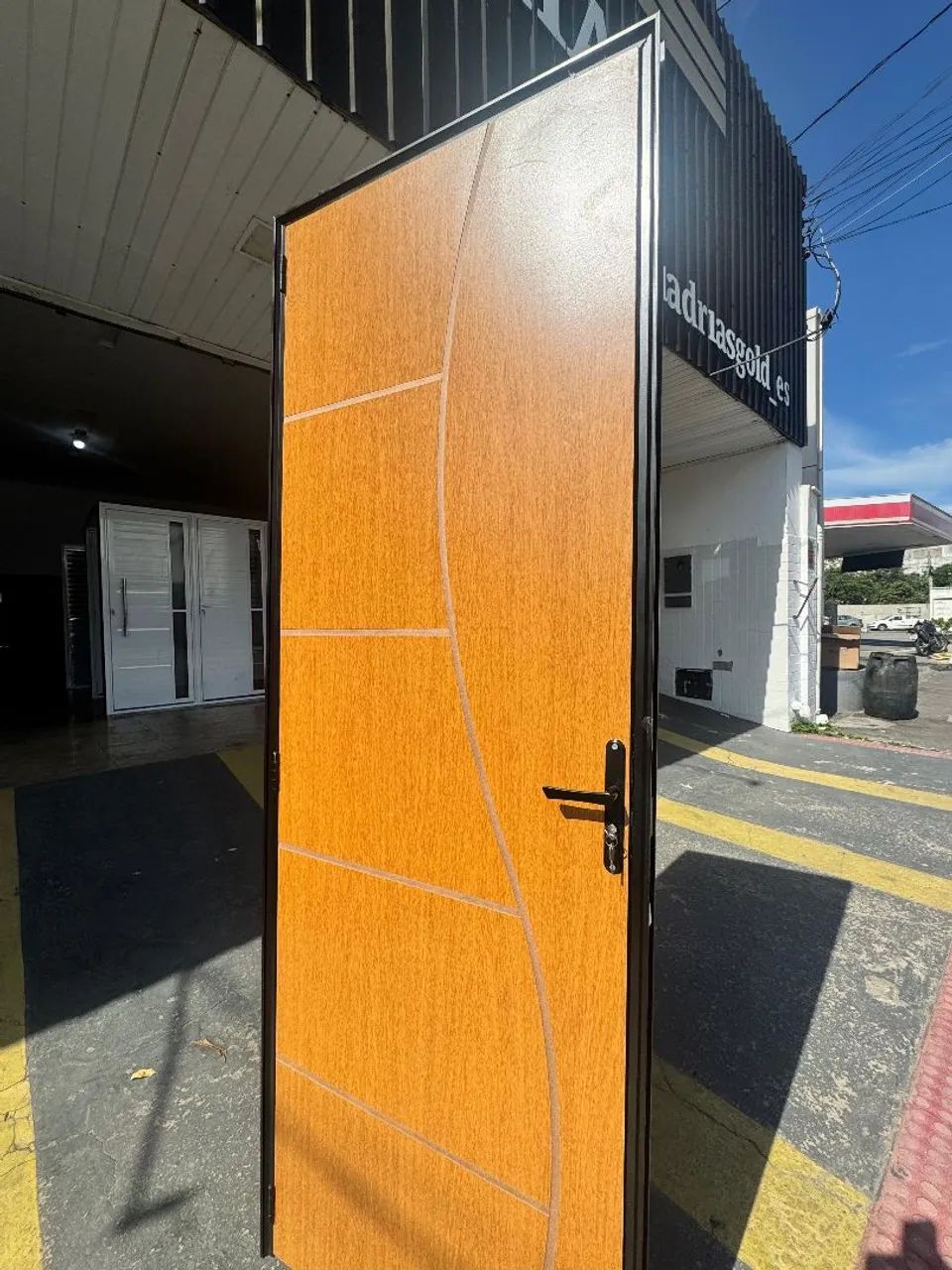 Porta frisada encerada Completa (com marco de alumínio) - Promoção!!