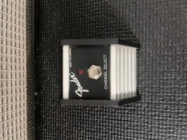 Fender Frontman 65R ? 65W + Footswitch Original - Foto 4