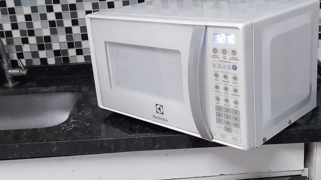 Micro-ondas Eletrolux 20litros 110volts  - Foto 4