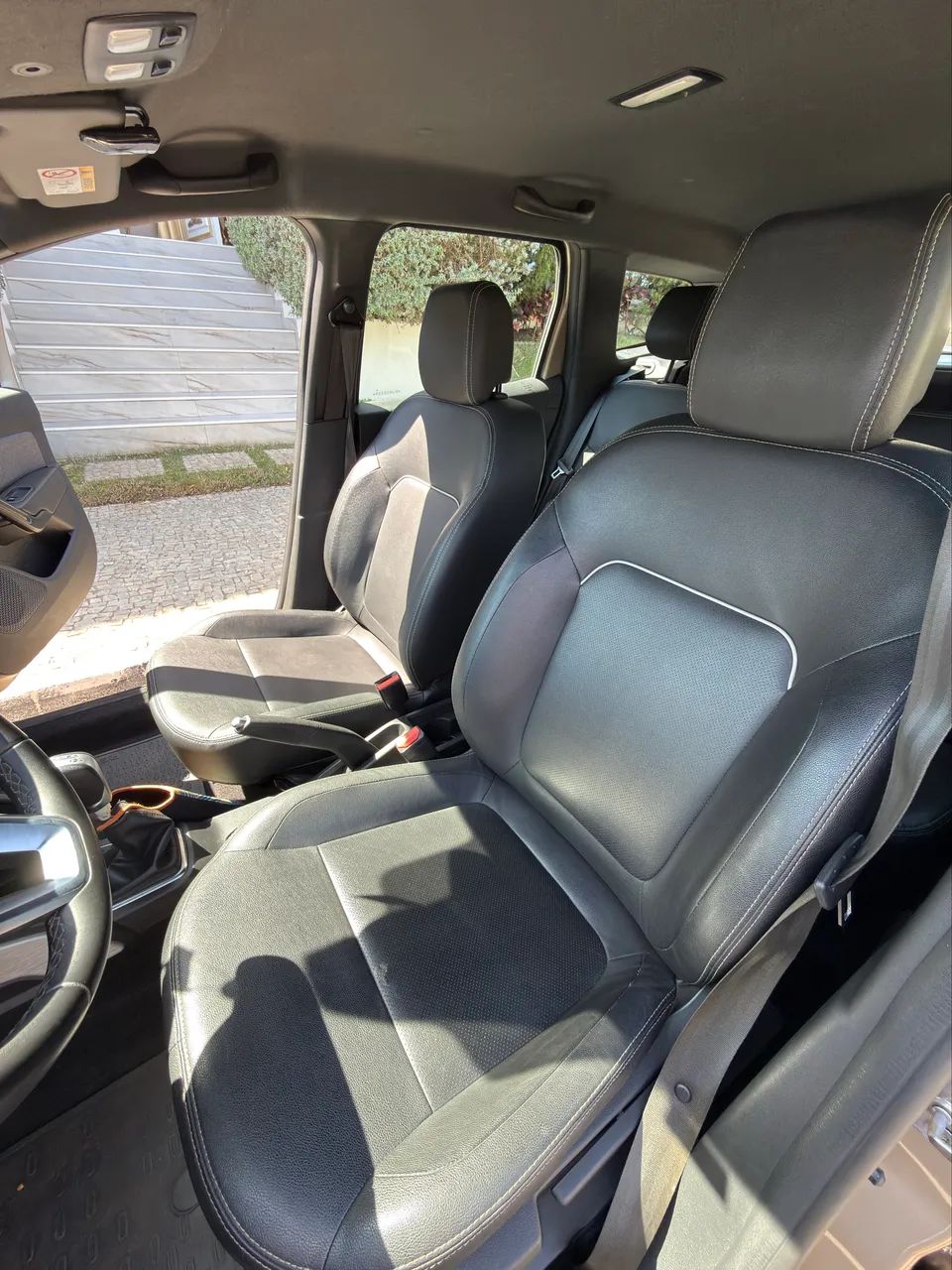Renault Duster Iconic 1.3 TB 16V Flex Aut. 2024 - Foto 2