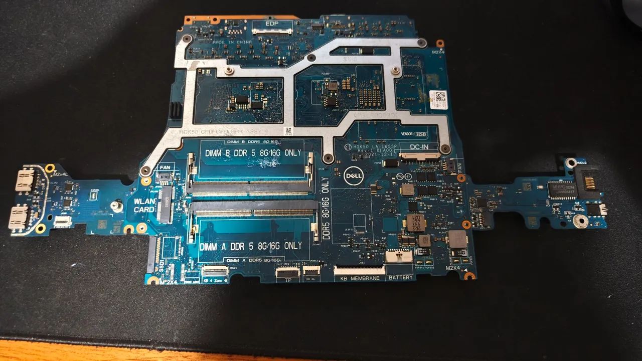 Placa mãe Dell g15 com defeito para retirada de peças  - Foto 2